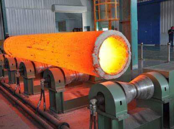 Proceso de producción de tubería de acero sin costura