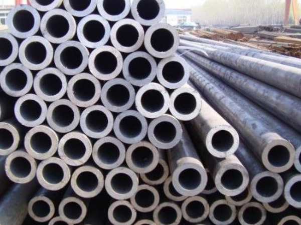 The Difference between Hot-rolled Seamless Steel Pipe and Cold-rolled Seamless Steel Pipe