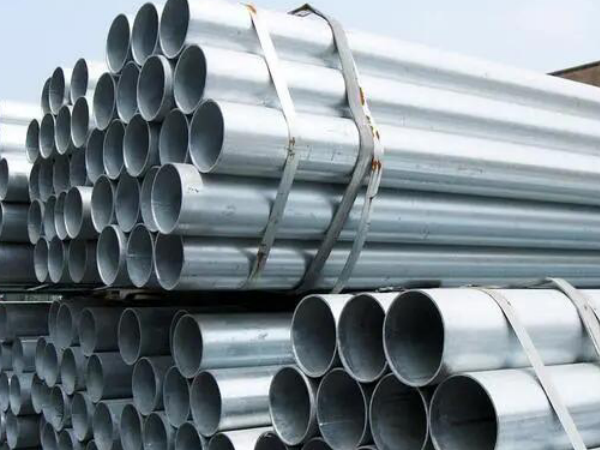 Difference between Seamless Steel Pipe and Galvanized Steel Pipe