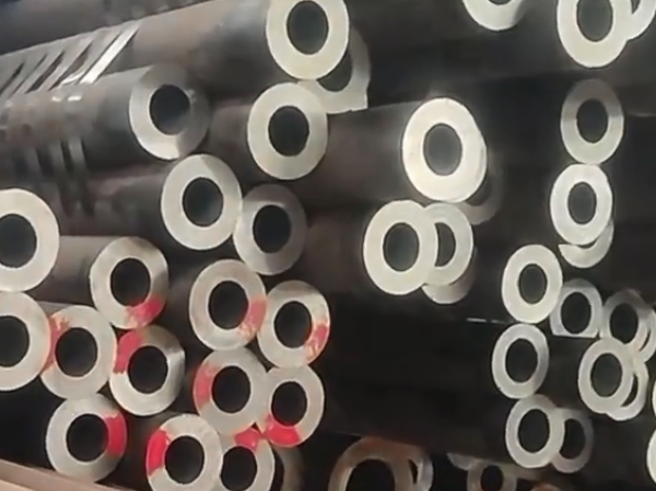 How to Choose High-quality Carbon Steel Seamless Pipes?