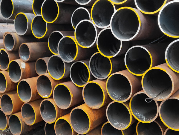 Usos de las tuberías de acero al carbono