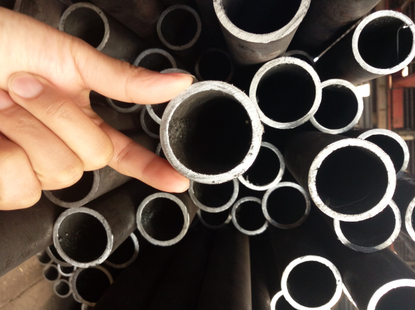 Defectos comunes de la superficie de las tuberías de acero sin costura