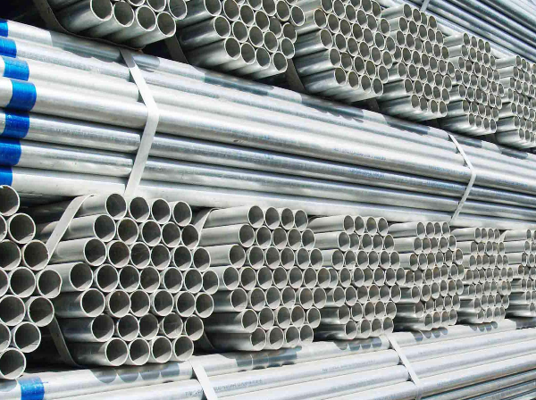 Galvanized seamless steel pipe