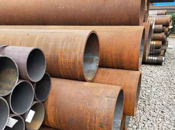 rusted seamless steel pipe